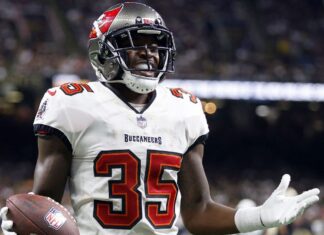 Buccaneers place cornerback Jamel Dean on injured reserve