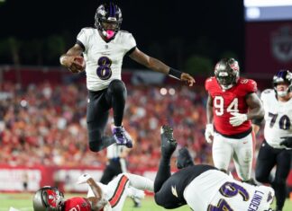 Lamar Jackson, Ravens overpower Buccaneers in MNF win