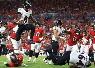 ‘Like LeBron,’ ‘MVP’ – Ravens laud Lamar Jackson after 5-TD night