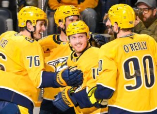 Nashville Predators blank Boston Bruins for first victory