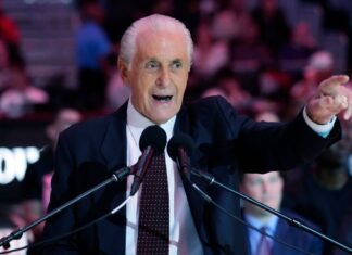 Heat dedicate court to ex-coach, current president Pat Riley