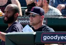 Chris Valaika rejoins Terry Francona as Reds hitting coach