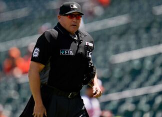 Carlson named World Series crew chief as three others debut