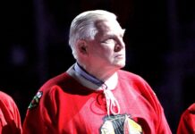 Ex-Blackhawks star, Hall of Fame executive Bill Hay dies at 88