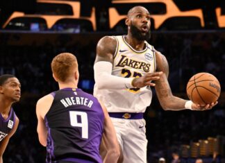 LeBron takes over late vs. Kings, but stresses Lakers ‘a team’