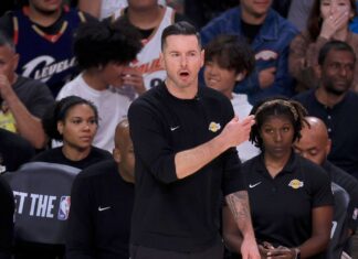 Lakers’ JJ Redick comes clean about watching game film in car wash