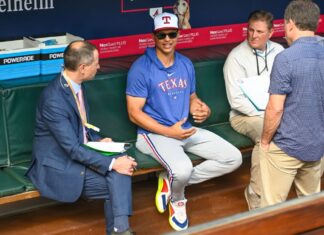 White Sox officially make Will Venable new manager