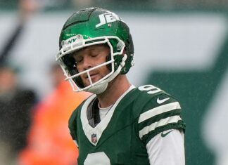 Jets put Greg Zuerlein on IR, add 2 kickers for Texans game