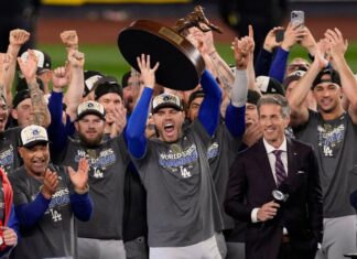 Dodgers’ Freddie Freeman (4 HRs, 12 RBIs) named World Series MVP