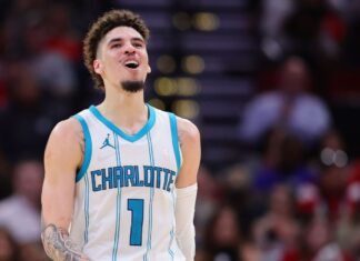 Hornets prank LaMelo Ball in Halloween jump scare