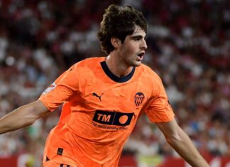 Manchester United keen to enter bidding war for CF Valencia’s Javi Guerra – Man United News And Transfer News
