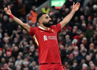 Liverpool go top thanks to ‘Mo Salah special’ as rivals falter