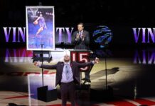 Raptors retire Vince Carter’s No. 15 on emotional night