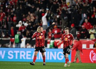 Red Bulls eliminate defending champion Crew in shootout