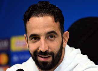 Man United’s new coach Amorim admits considering Man City