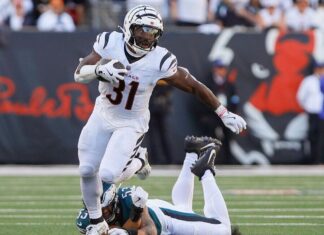 Bengals’ Zack Moss to IR with neck injury, likely out for season