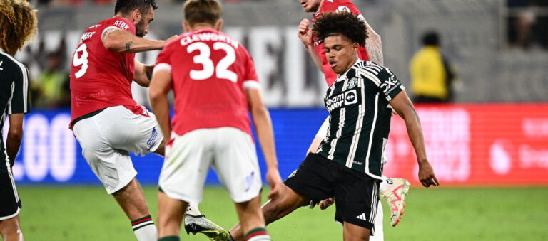 Three plotlines for Man United fans to sink their teeth into ahead of PAOK Salonika clash – Man United News And Transfer News